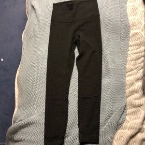 Lululemon - 7/8 length - green print